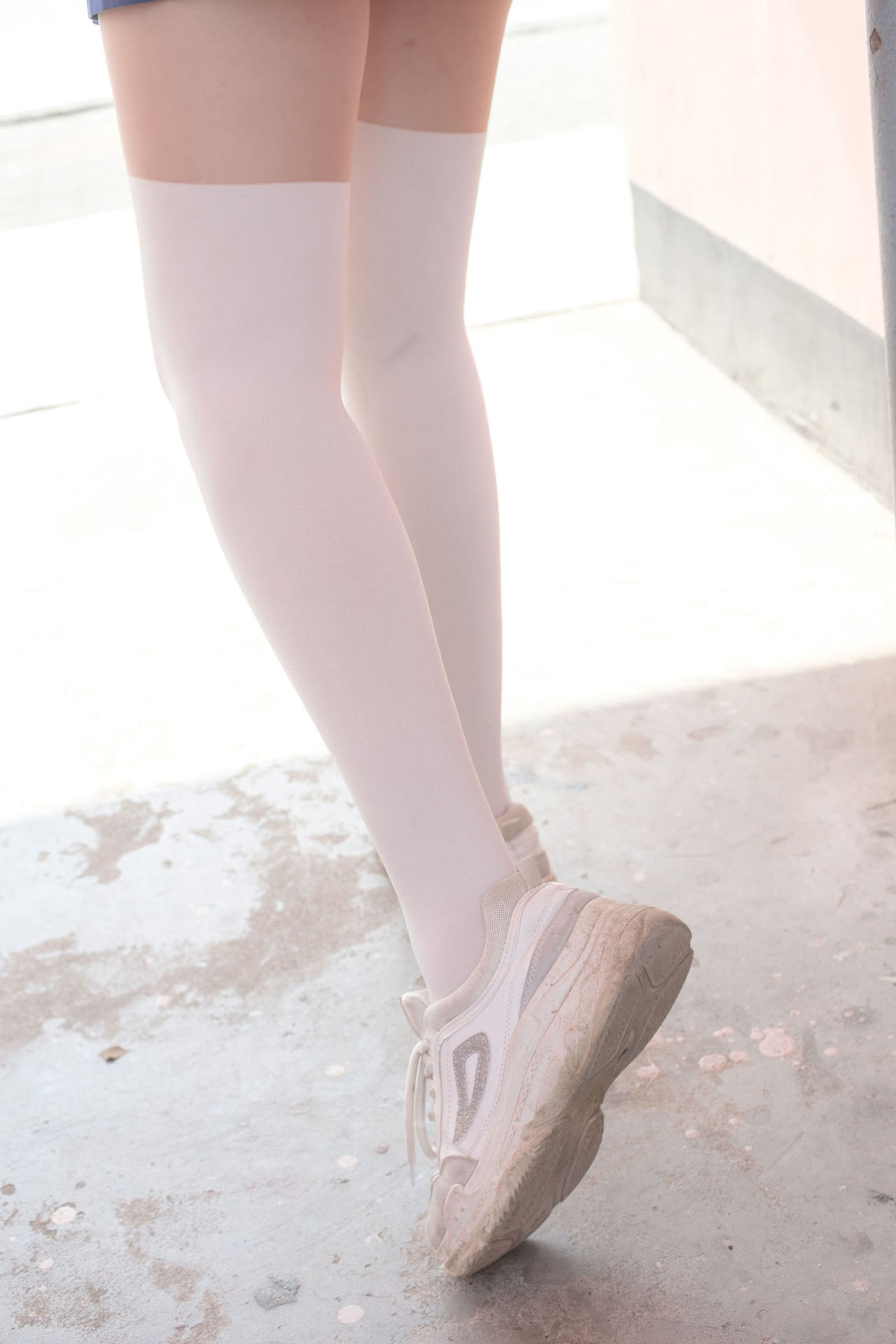 [森萝财团] BETA-018 JK白丝外拍 萝莉丝袜写真